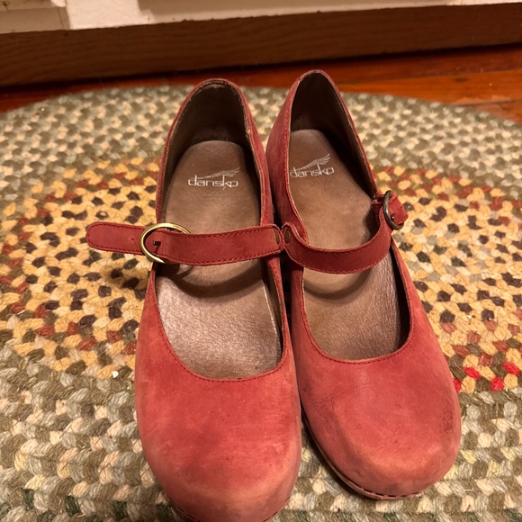 Dansko Women's Missy Mary Jane Red Vegan size 10.5 eu 41   Leather uppers. Roomy - Picture 6 of 9